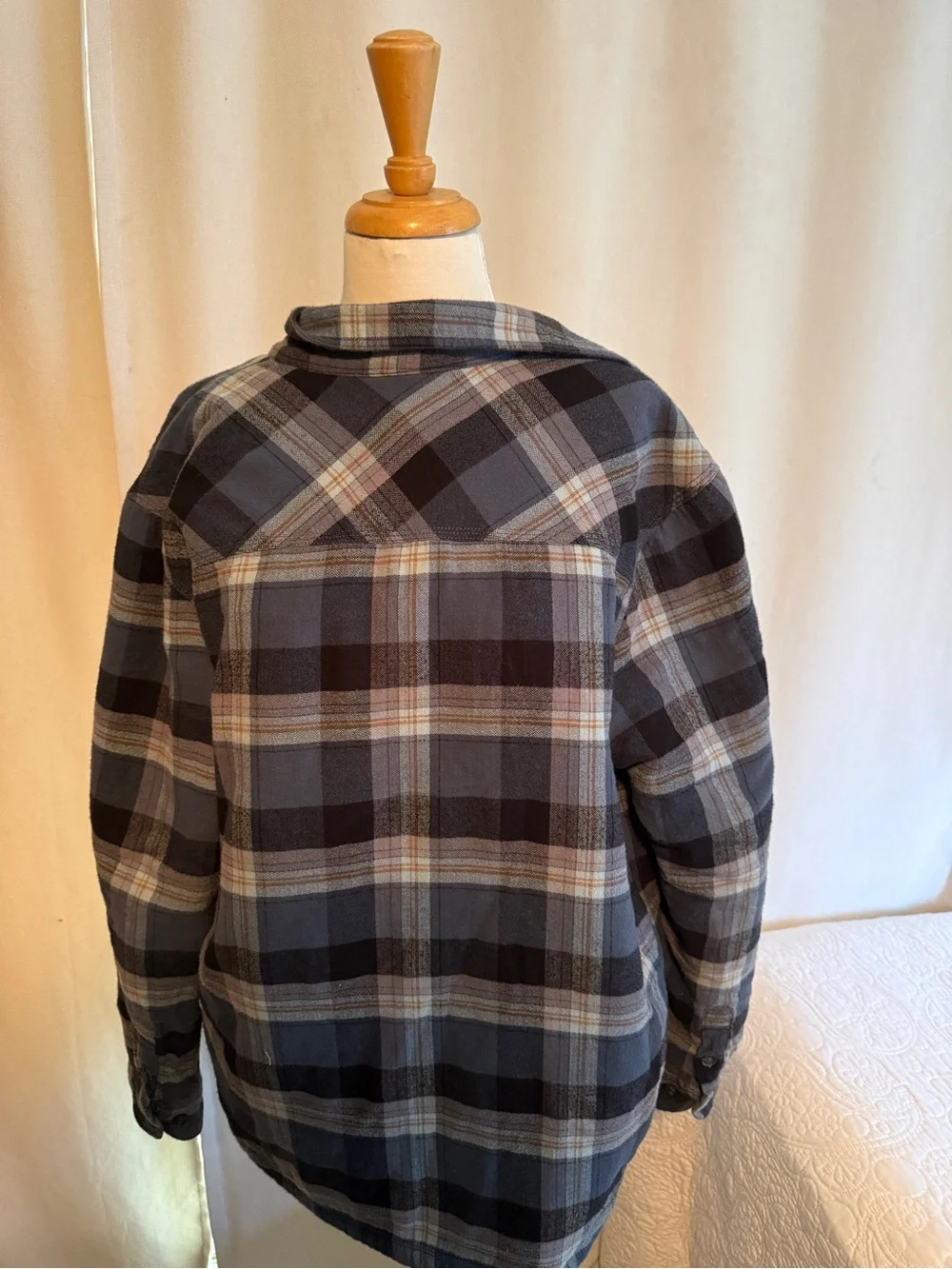 Quilt-Lined onPlaid Flannel Jacket - Blue/Black